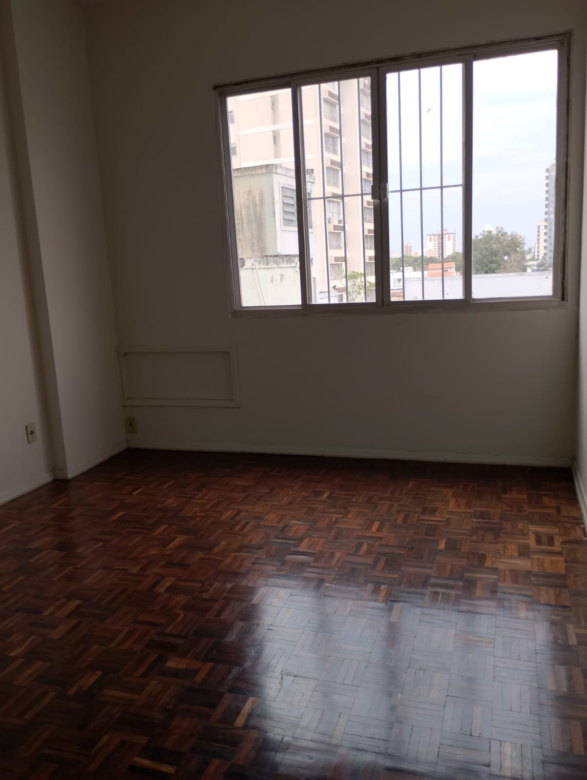 Foto 12 de 28 — Apartamento Edifício Salete