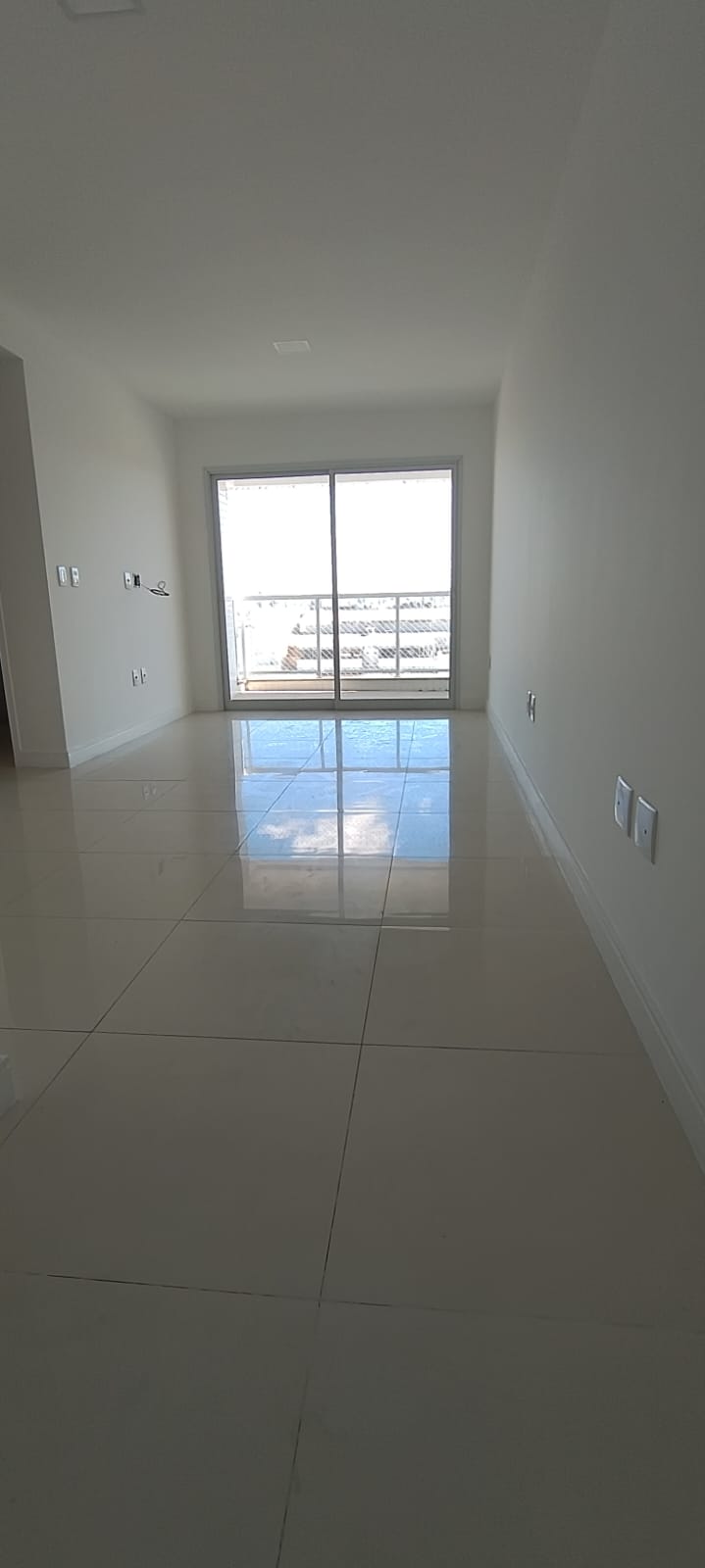 Foto 2 de 8 — Apartamento no Turf Club
