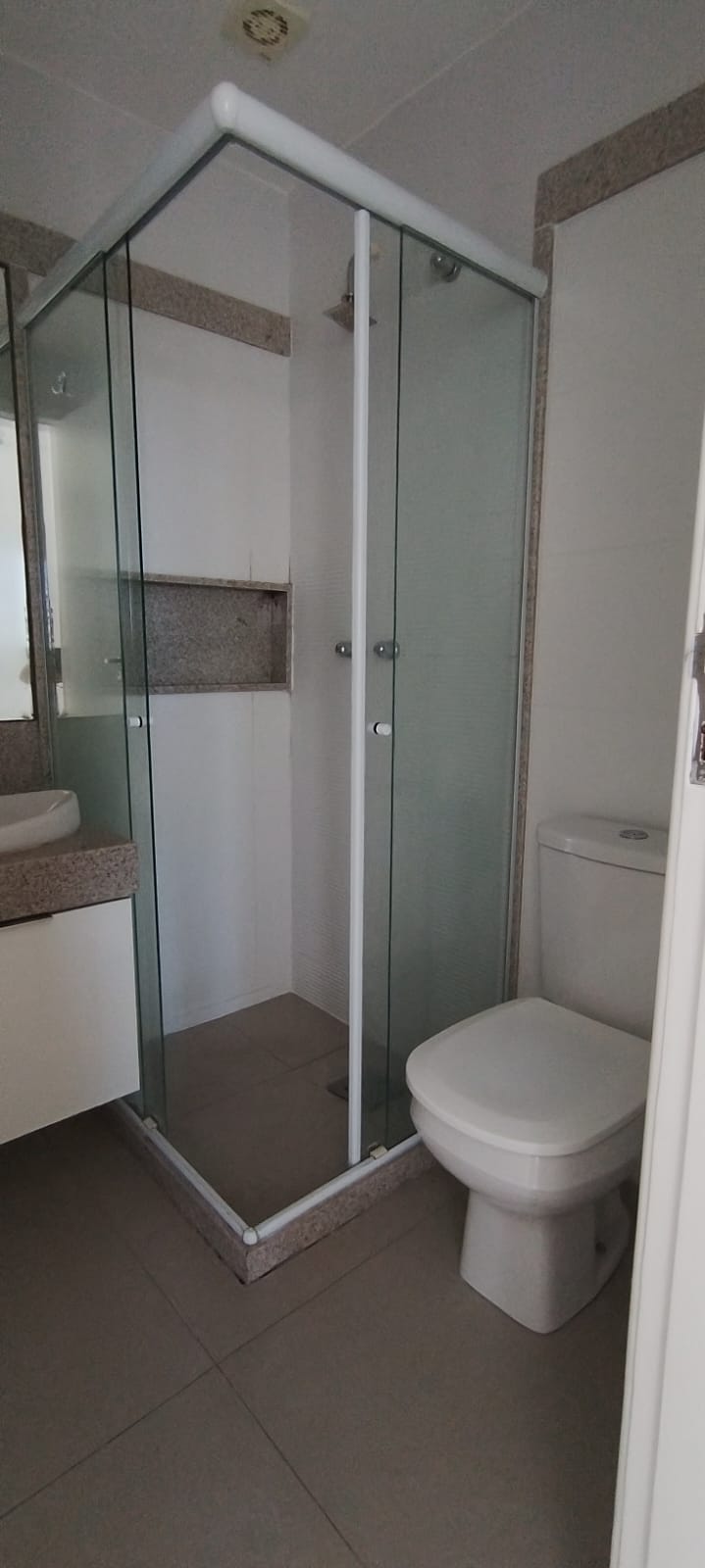 Foto 3 de 8 — Apartamento no Turf Club