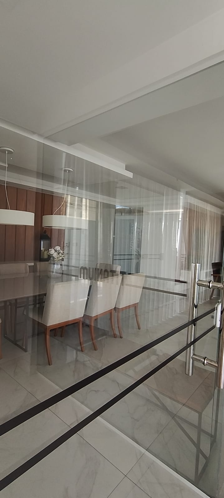 Foto 7 de 8 — Apartamento no Turf Club